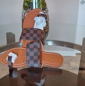 Designer inspired brand new sandals